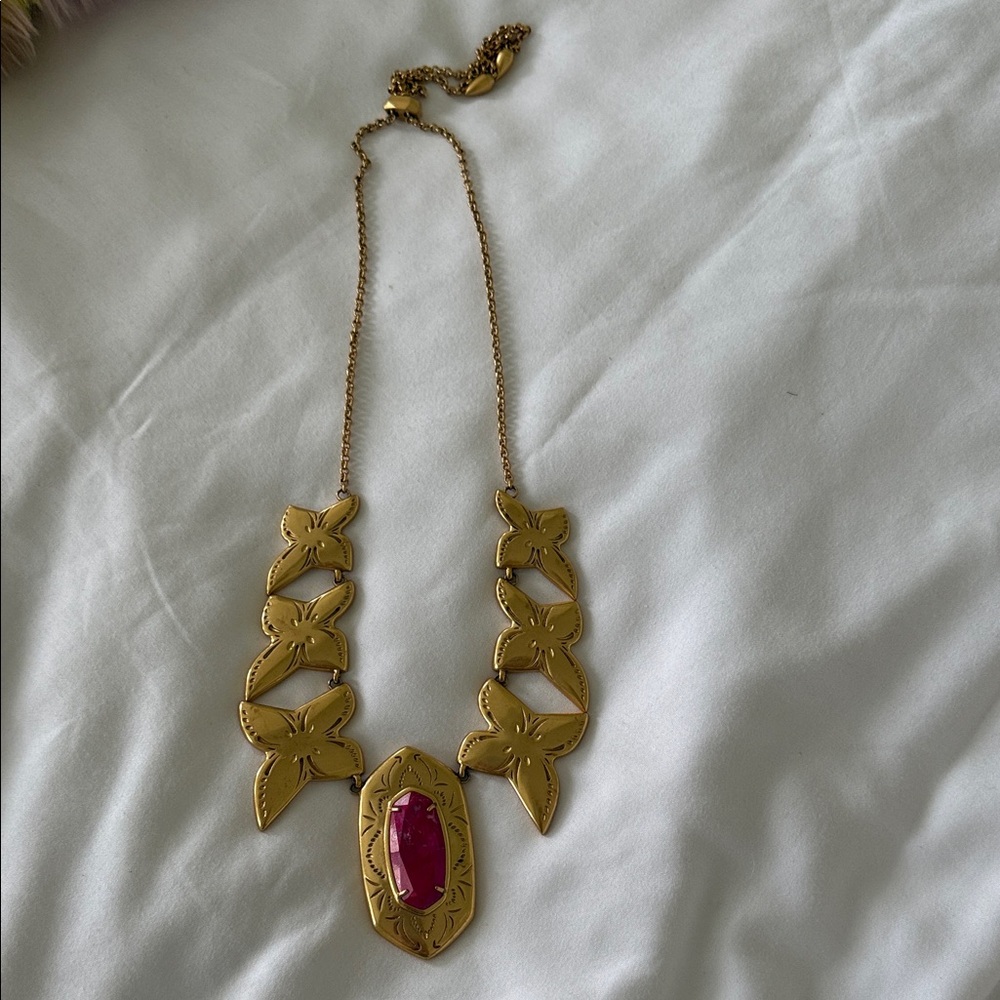 Kendra Scott Yellow Rose Necklace - Picture 2 of 3